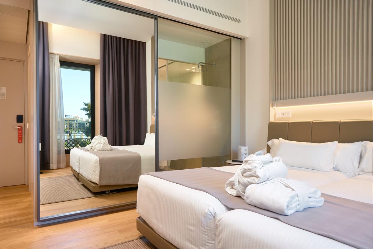 Hotel Kivir Севиля Екстериор снимка