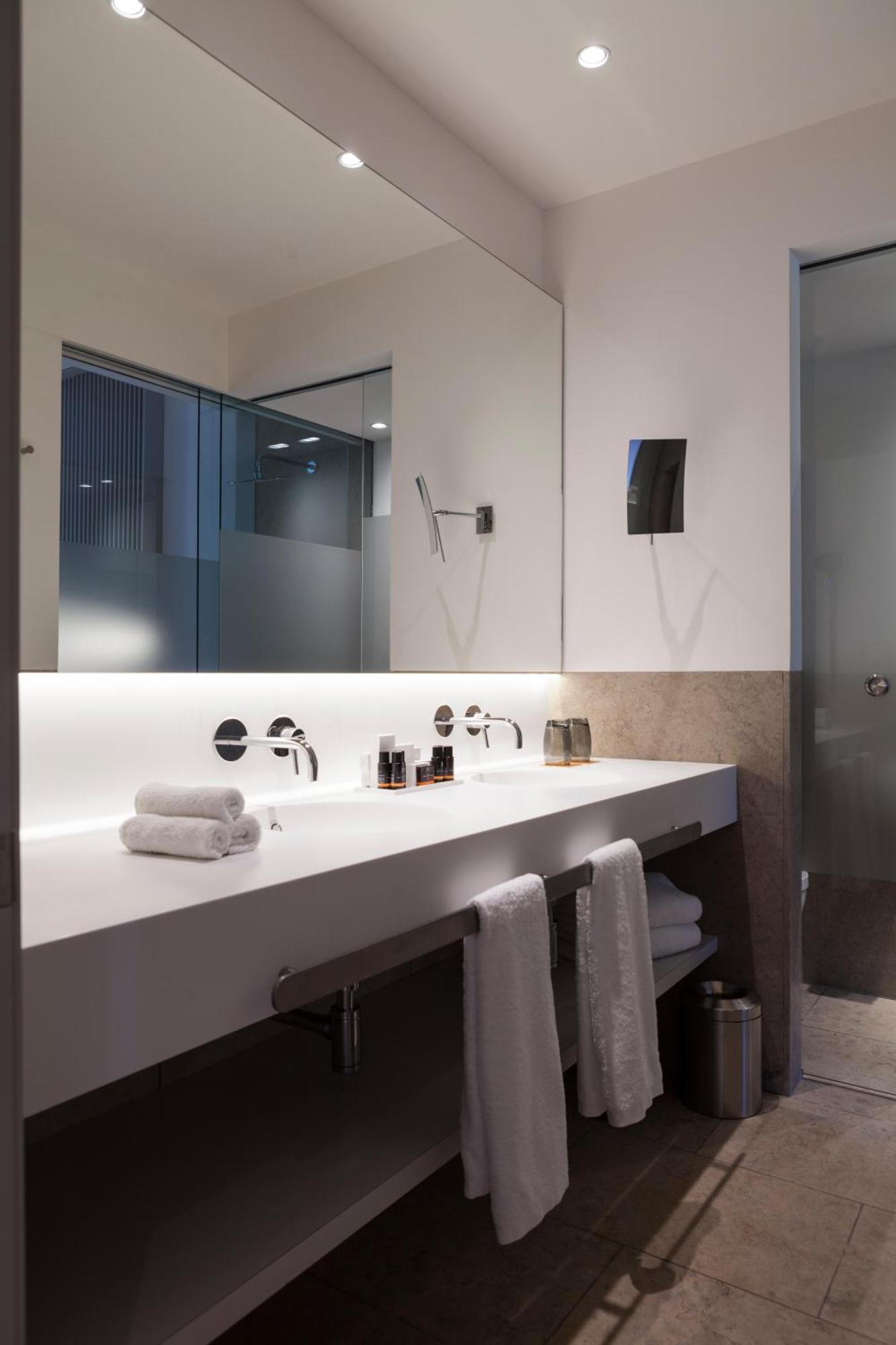 Hotel Kivir Севиля Екстериор снимка