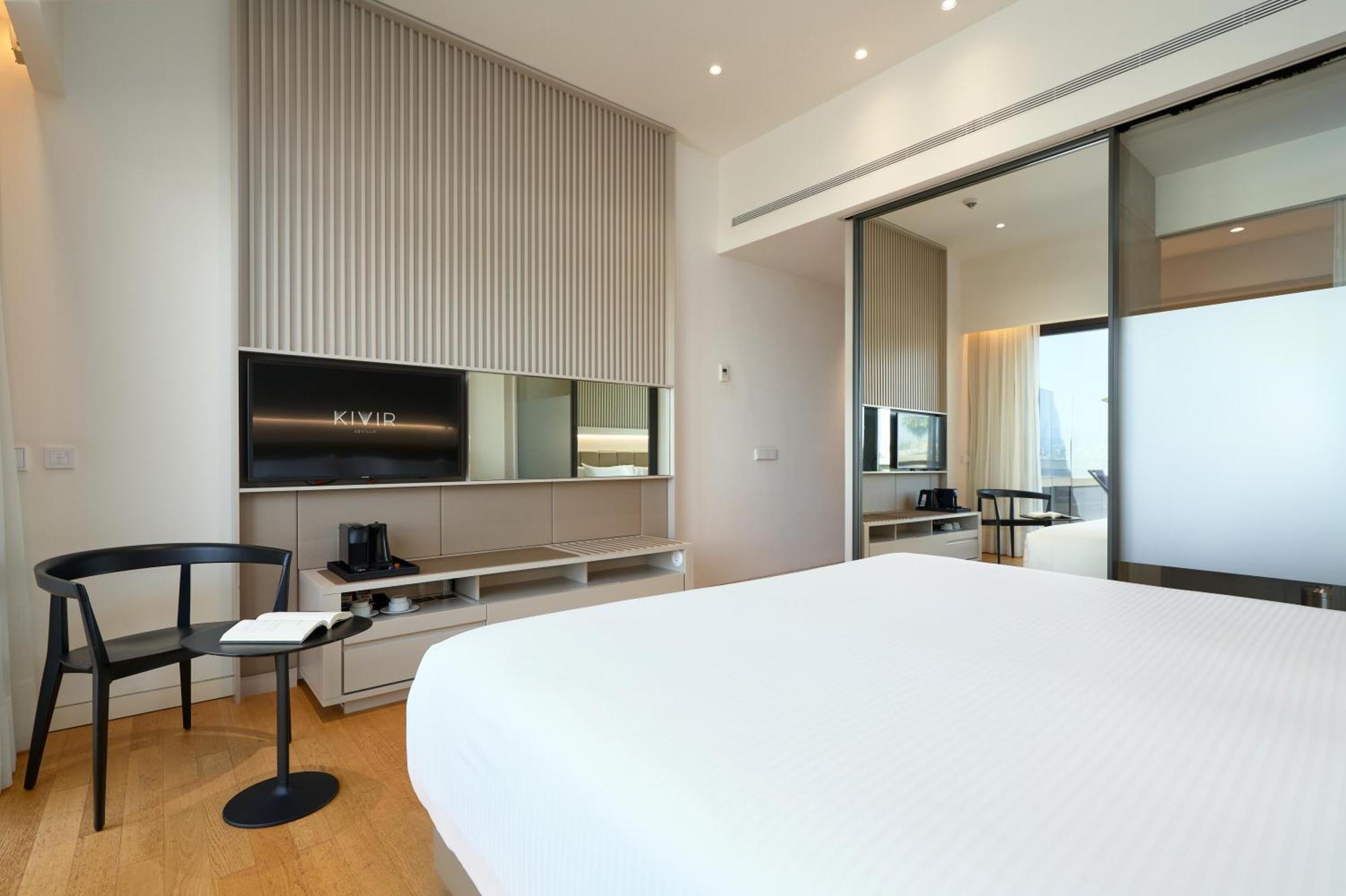 Hotel Kivir Севиля Екстериор снимка